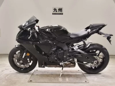 Yamaha YZF-R1 лот № 2559 оценка 6  с аукциона в Японии 2