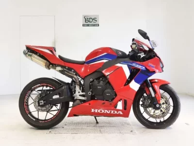 Honda CBR600RR-4 2021