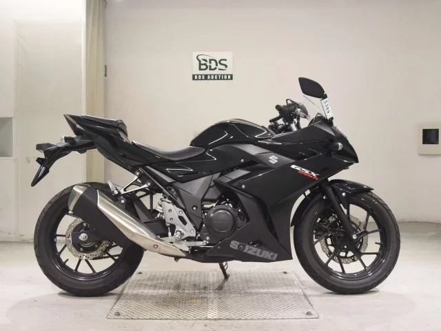 Suzuki GSX250R лот № 5389 оценка 6  с аукциона в Японии