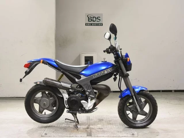 Suzuki TR50