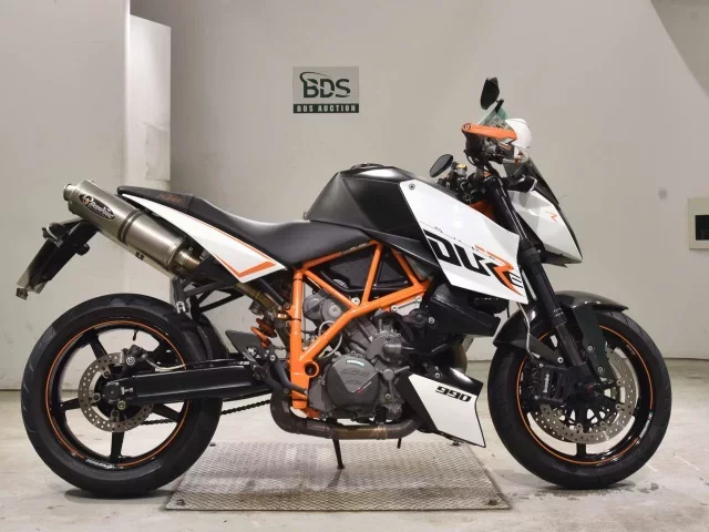 KTM  990 SUPER DUKE R лот № 2676 оценка 5  с аукциона в Японии