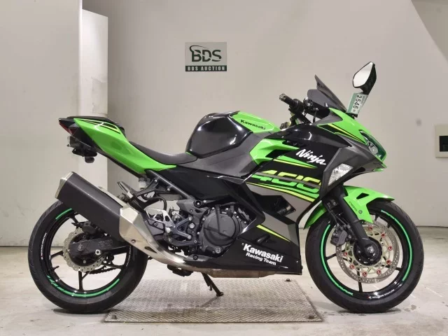 Kawasaki NINJA400-2 лот № 2546 оценка 4  с аукциона в Японии