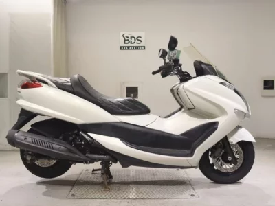 Yamaha MAJESTY 250-4  с аукциона в Японии