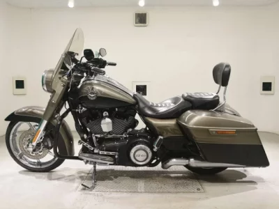 Harley-Davidson HARLEY FLHRSE1800CVO  с аукциона в Японии