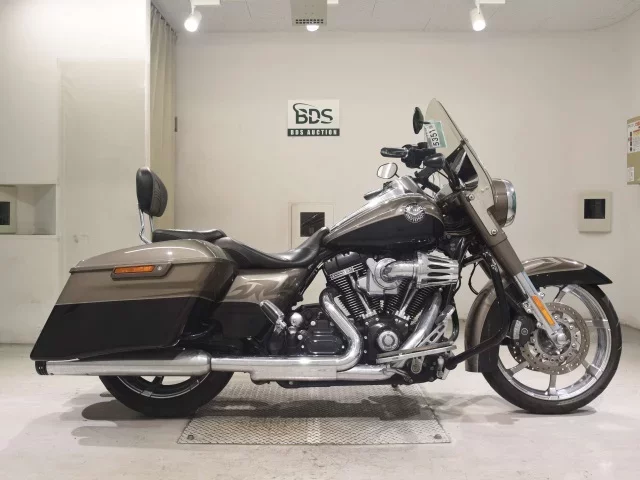 Harley-Davidson HARLEY FLHRSE1800CVO лот № 5351 оценка 5  с аукциона в Японии