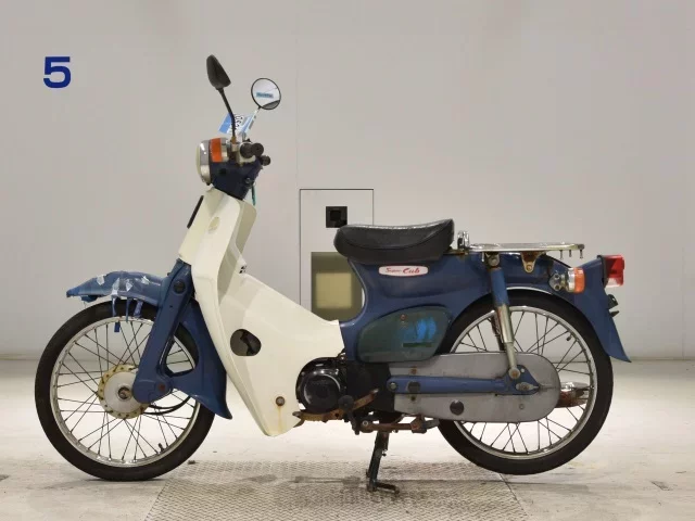 Honda C50
