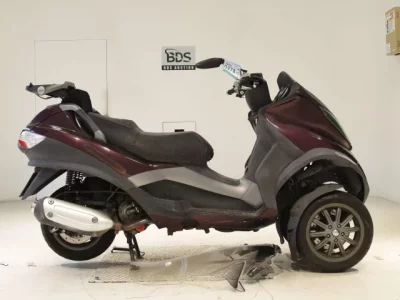 Piaggio PIAGGIO MP3 250