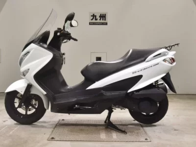 Suzuki BURGMAN200  с аукциона в Японии