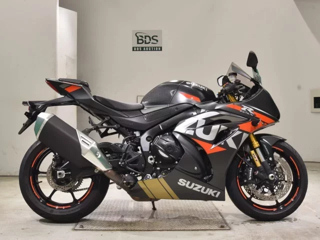 Suzuki GSX-R1000RA лот № 2696 оценка 6  с аукциона в Японии