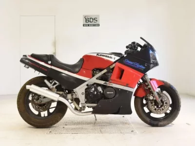 Kawasaki GPZ400R SHO LOUIS NOT EQUIPPED
