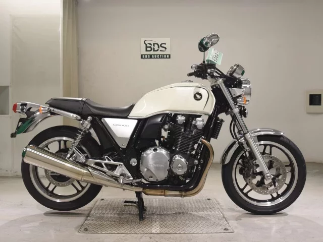Honda CB1100 лот № 5363 оценка 5  с аукциона в Японии