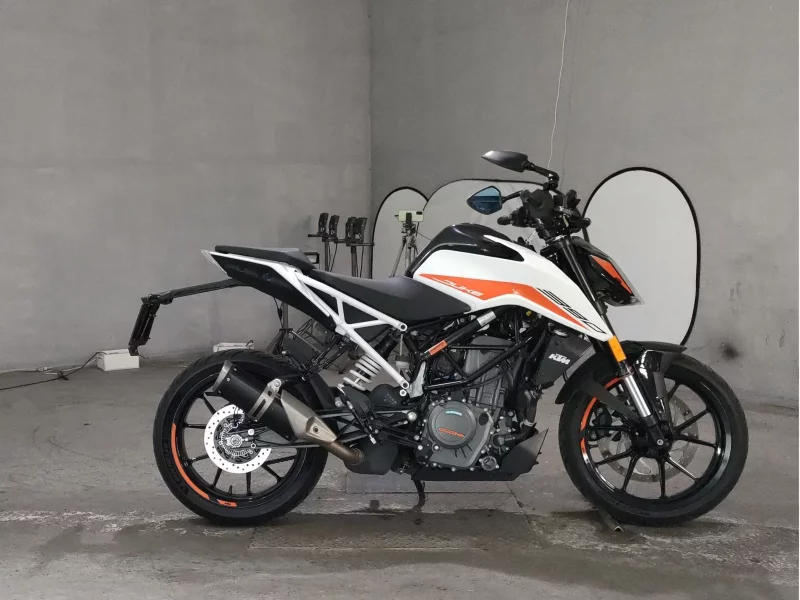 KTM  390 DUKE лот № 7006 оценка 5  с аукциона в Японии