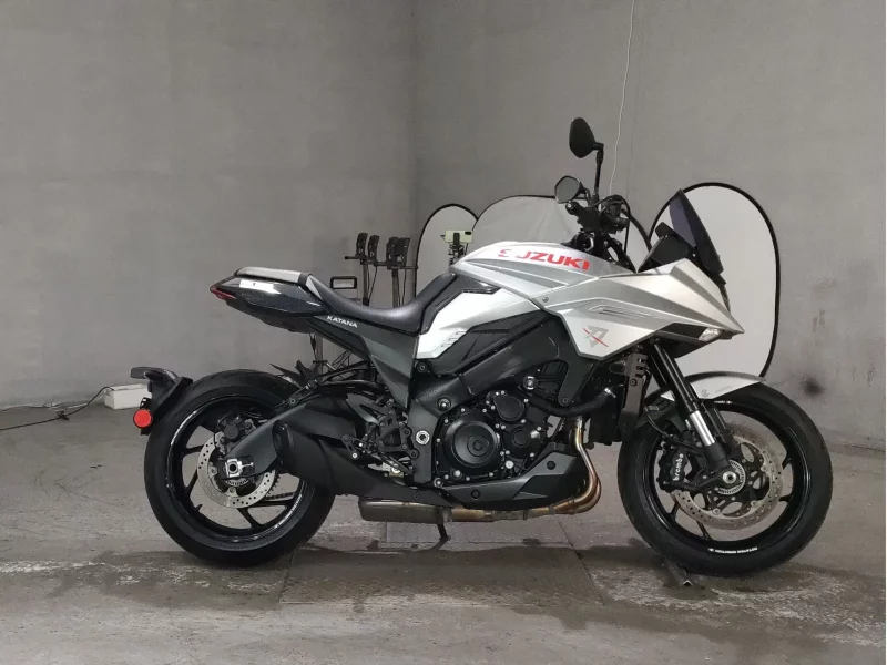 Suzuki KATANA лот № 8097 оценка 4  с аукциона в Японии