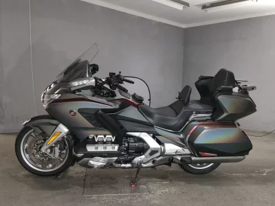 Honda GL1800 TOUR DCT
