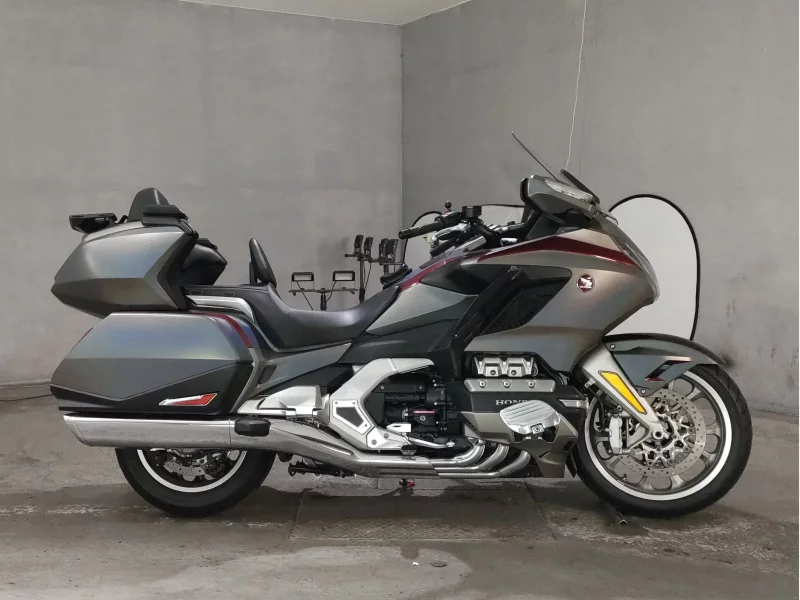 Honda GL1800 TOUR DCT