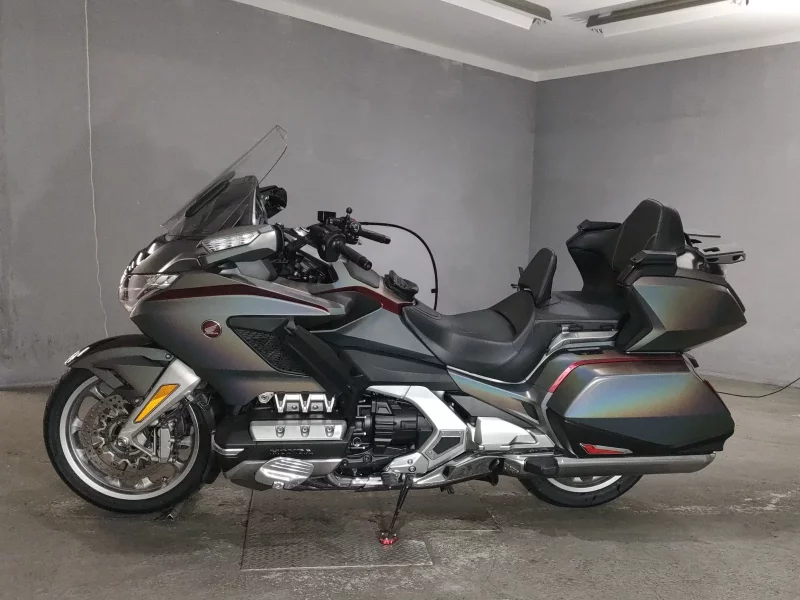 Honda GL1800 TOUR DCT