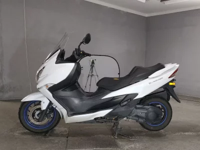 Suzuki BURGMAN400