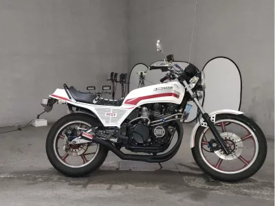 Kawasaki Z550F 2020