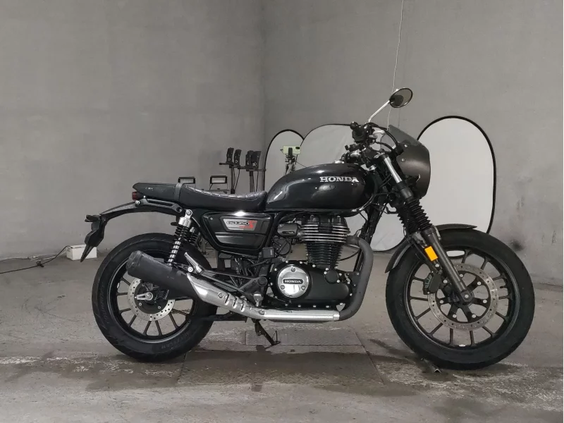 Honda GB350S лот № 8279 оценка 4  с аукциона в Японии