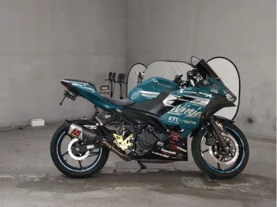 Kawasaki NINJA400 2021