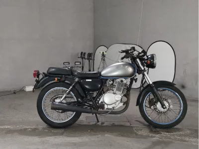 Suzuki ST250