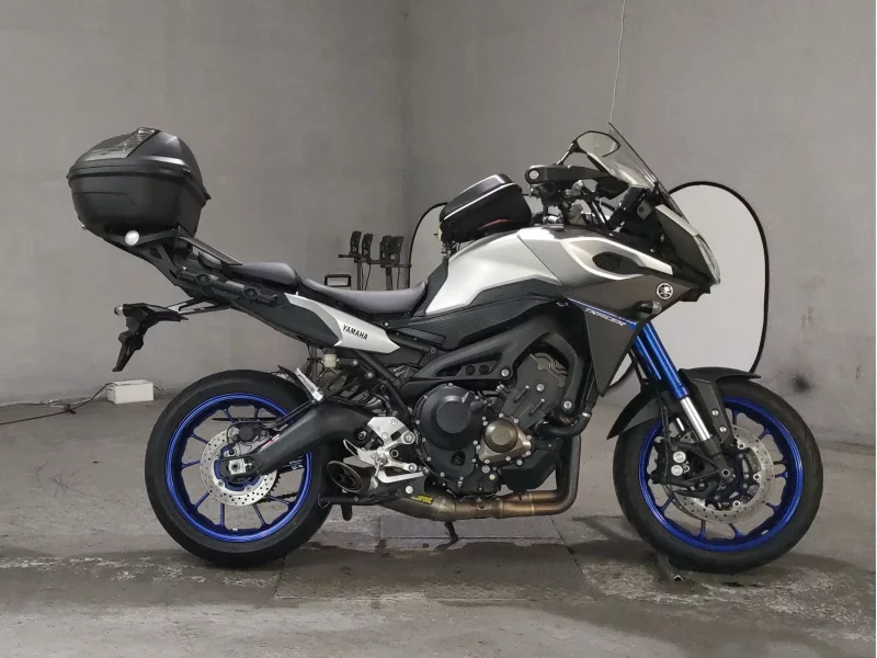 Yamaha MT-09 лот № 7358 оценка 4  с аукциона в Японии