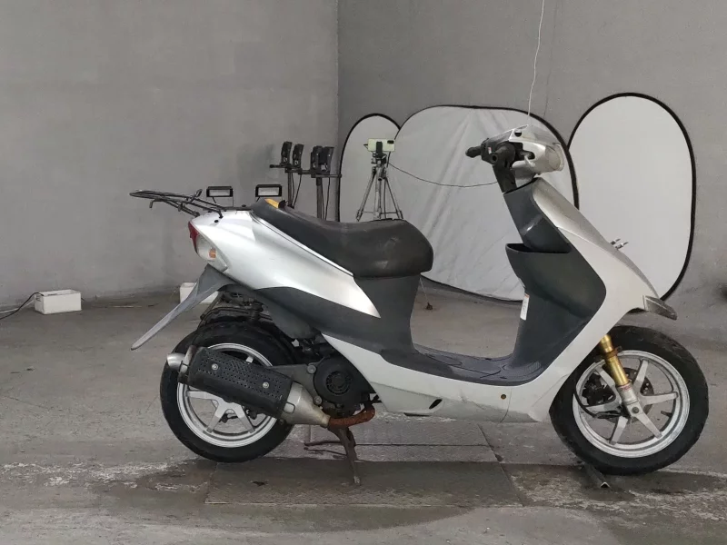 Suzuki ZZ