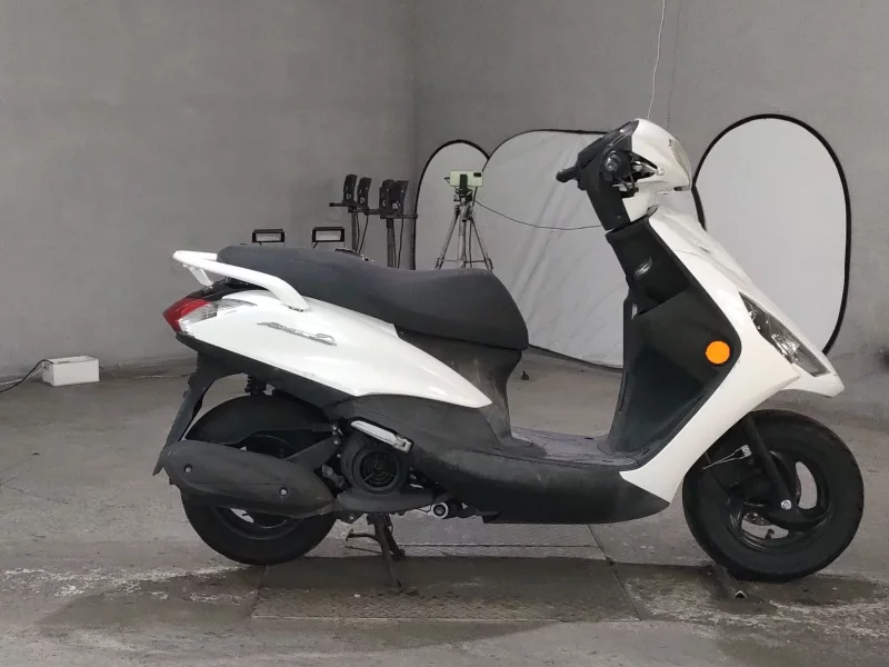 Yamaha AXIS Z