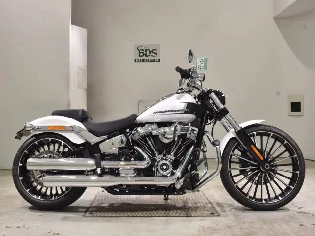 Harley-Davidson HARLEY FXBR1920 лот № 2712 оценка 7  с аукциона в Японии