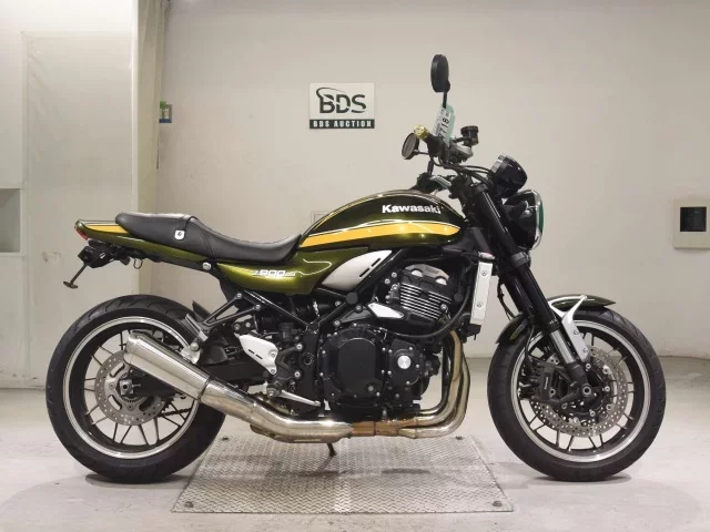 Kawasaki Z900RS лот № 7718 оценка 5  с аукциона в Японии