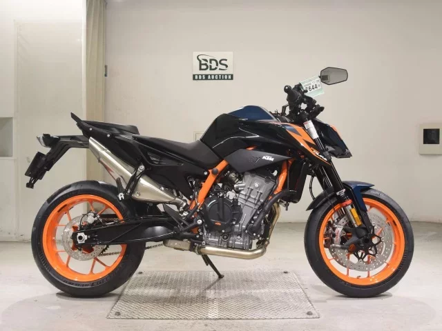 Other KTM890 DUKE R лот № 7644 оценка 8  с аукциона в Японии