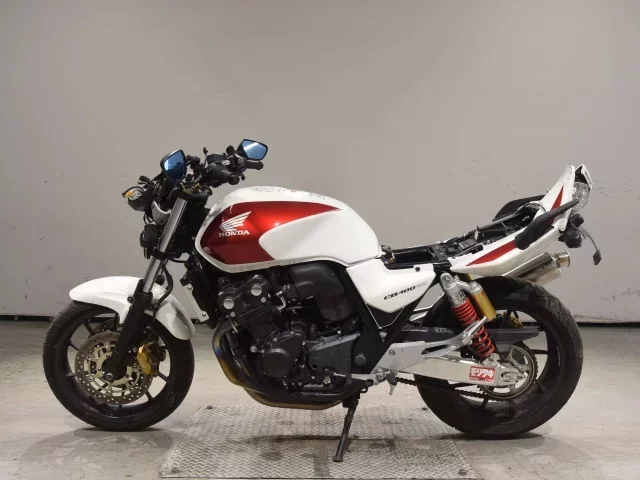 Honda CB400SFV-4