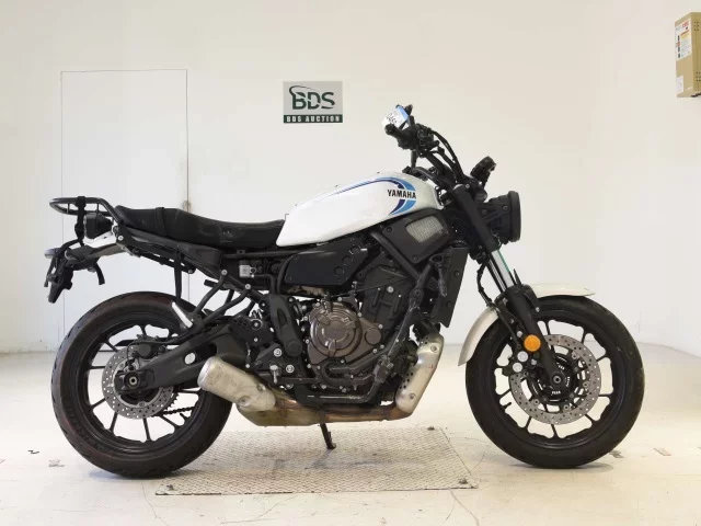 Yamaha XSR700-2
