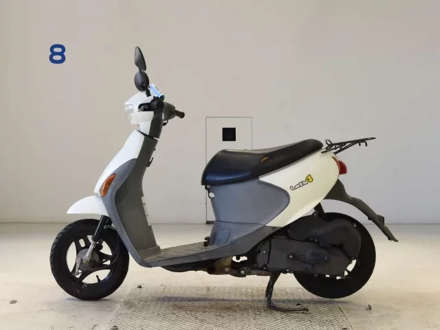 Suzuki LET S4
