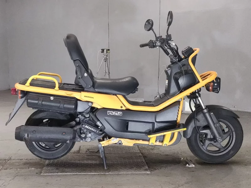 Honda PS250
