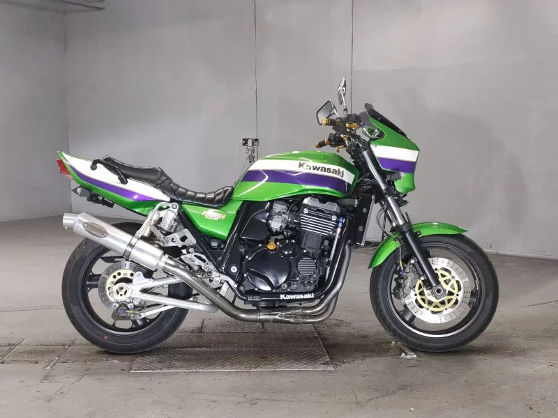 Kawasaki ZRX1100