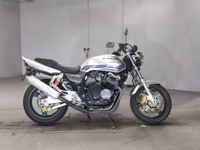 Honda CB400SFV-1