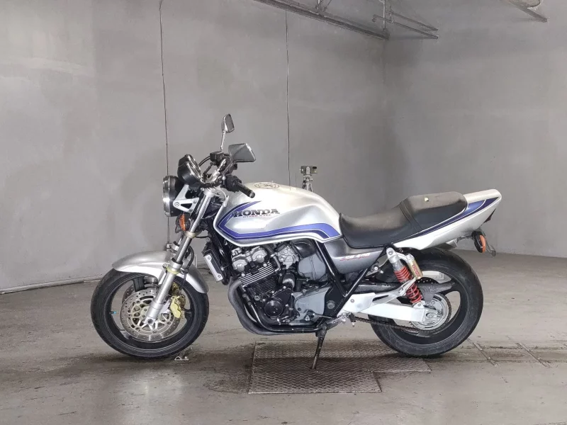 Honda CB400SFV-1