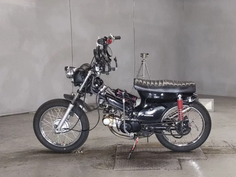 Honda SUPER CUB90