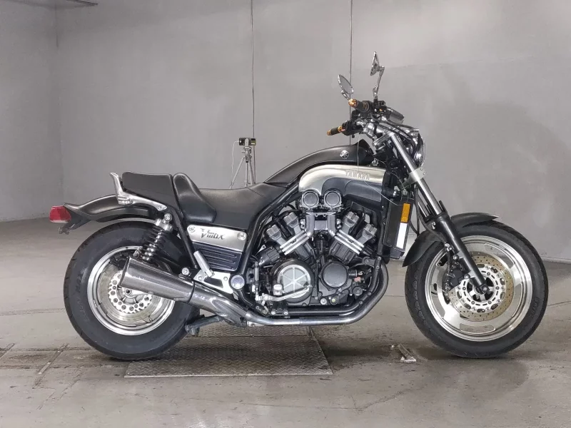 Yamaha V-MAX