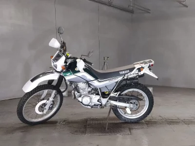 Yamaha SEROW 225W