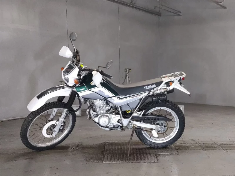 Yamaha SEROW 225W