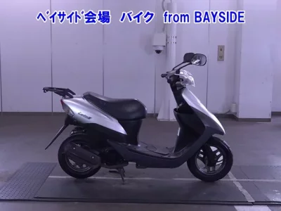 Suzuki LET S2