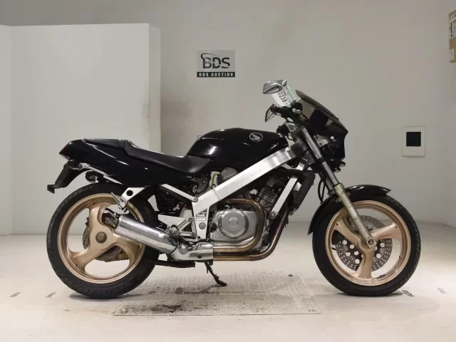 Honda BROS 650 лот № 0236 оценка 4  с аукциона в Японии
