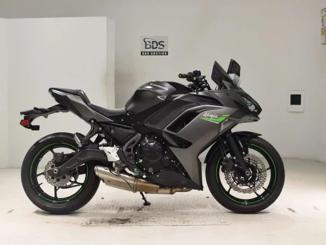 Kawasaki NINJA650A лот № 0222 оценка 5  с аукциона в Японии