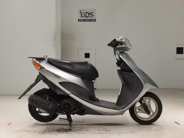 Suzuki ADDRESS V50