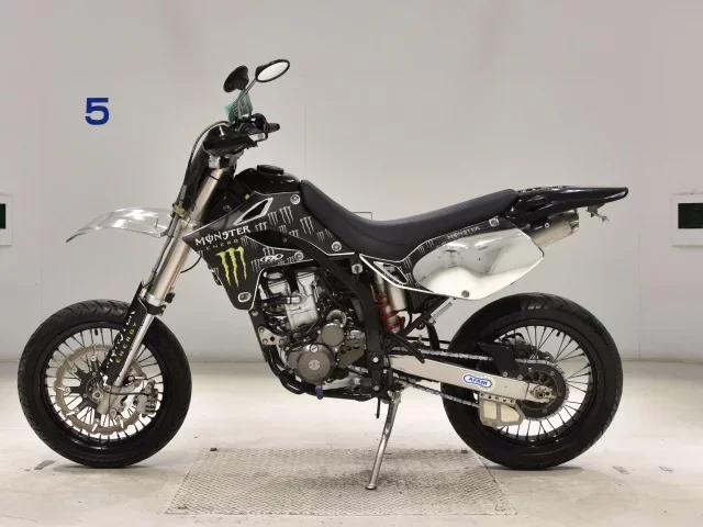 Kawasaki D-TRACKER