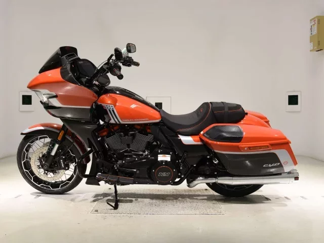 Harley-Davidson HARLEY FLTRXSE1980CVO