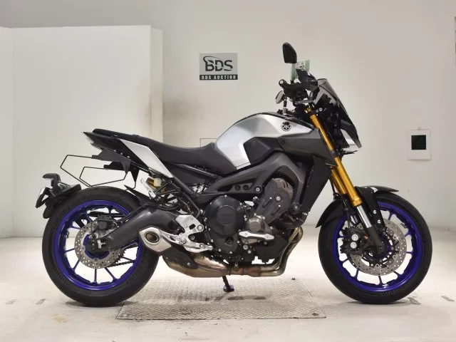 Yamaha MT-09ASP лот № 0398 оценка 5  с аукциона в Японии