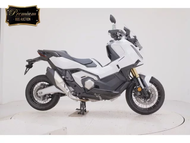Honda X-ADV750-2 лот № 2537 оценка 7  с аукциона в Японии